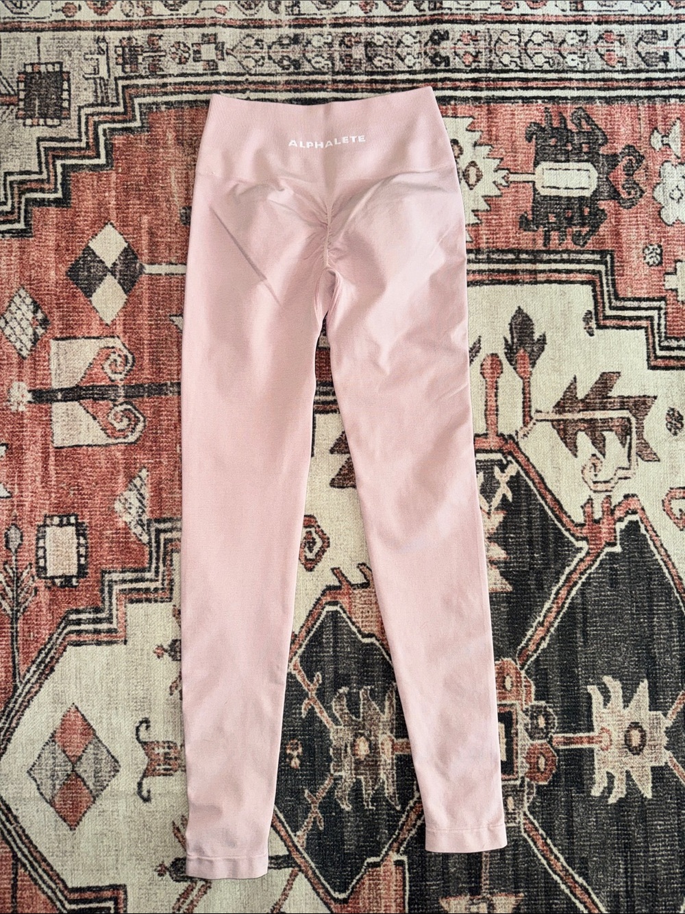 Alphalete Women's amplify Light Pink leggings